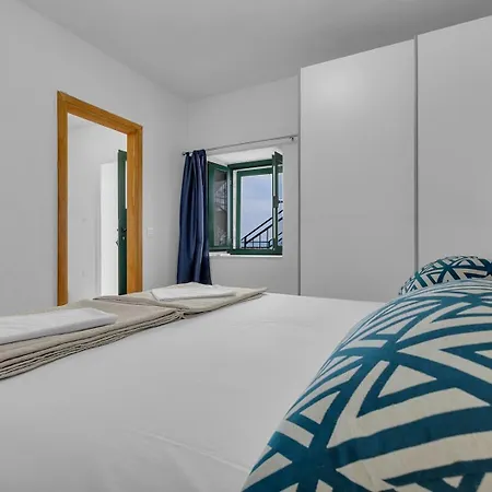 Irena With Heated Pool And Sea View * Makarska
