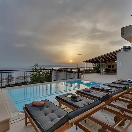 Tatil Evi Irena With Heated Pool And Sea View *